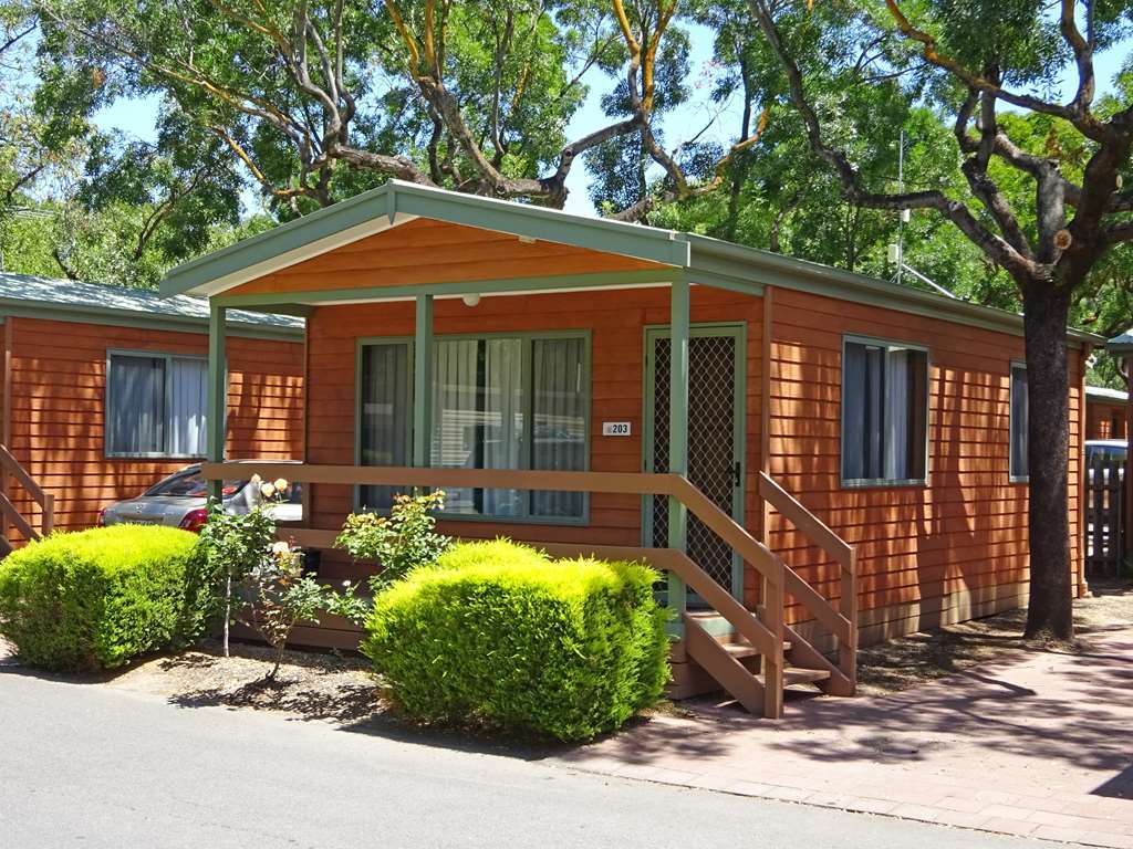 Adelaide Caravan Park - Aspen Holiday Parks Extérieur photo