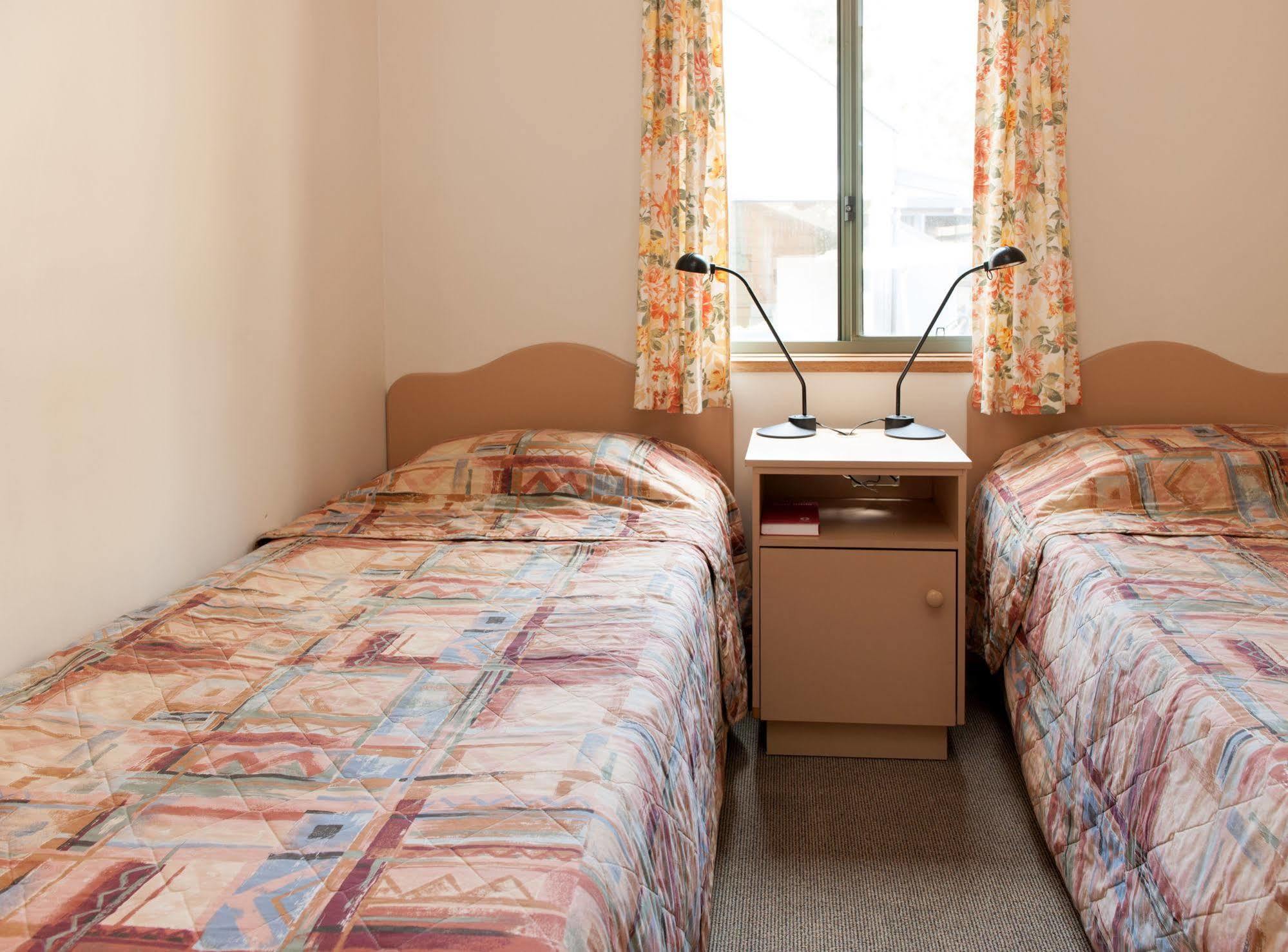 Adelaide Caravan Park - Aspen Holiday Parks Extérieur photo