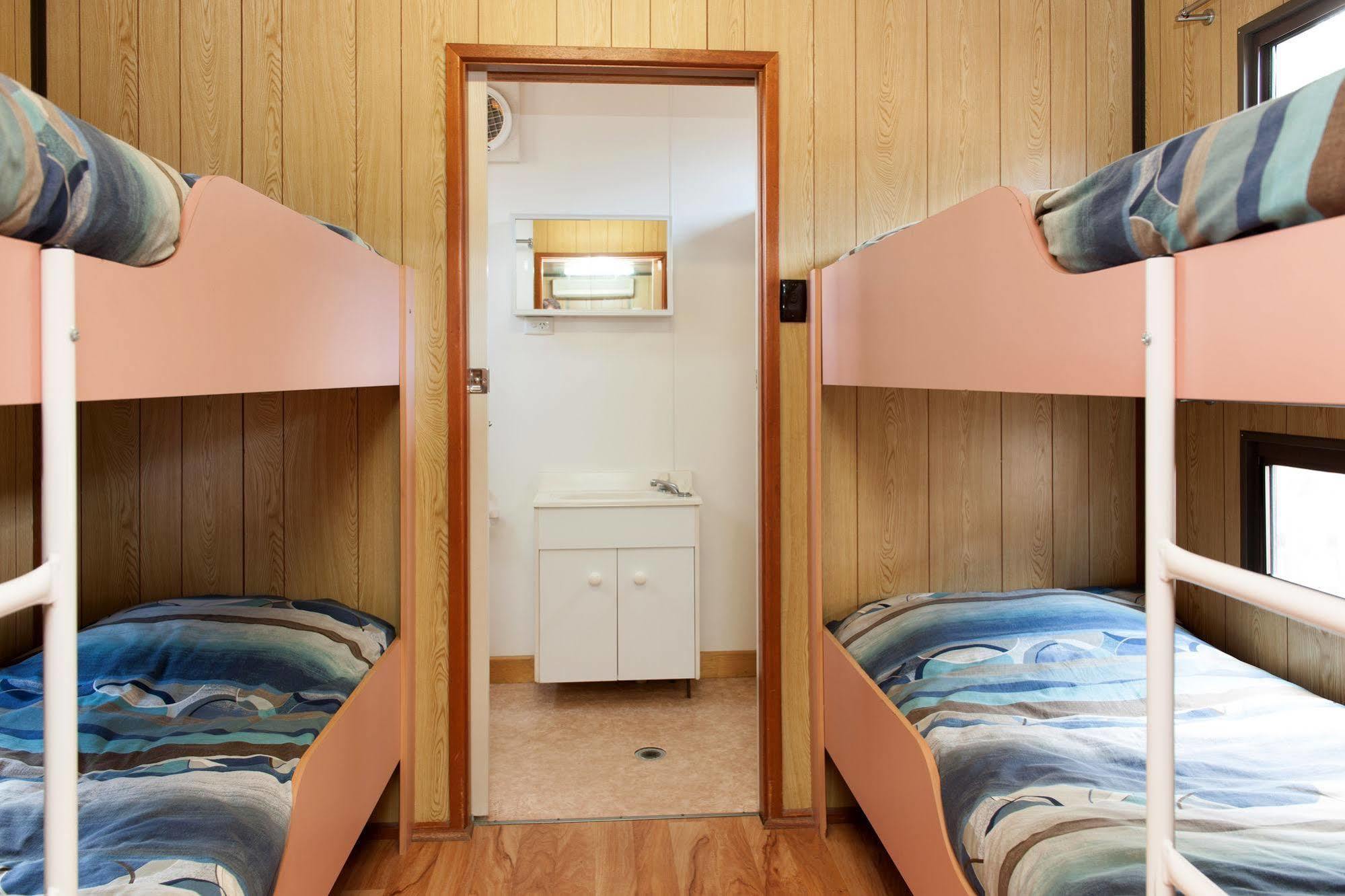 Adelaide Caravan Park - Aspen Holiday Parks Extérieur photo
